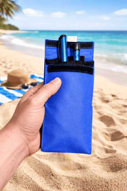 Kylo Duo Insulinbag på stranden, hålla insulin svalt under soliga dagar utan kylklampar eller batterier.