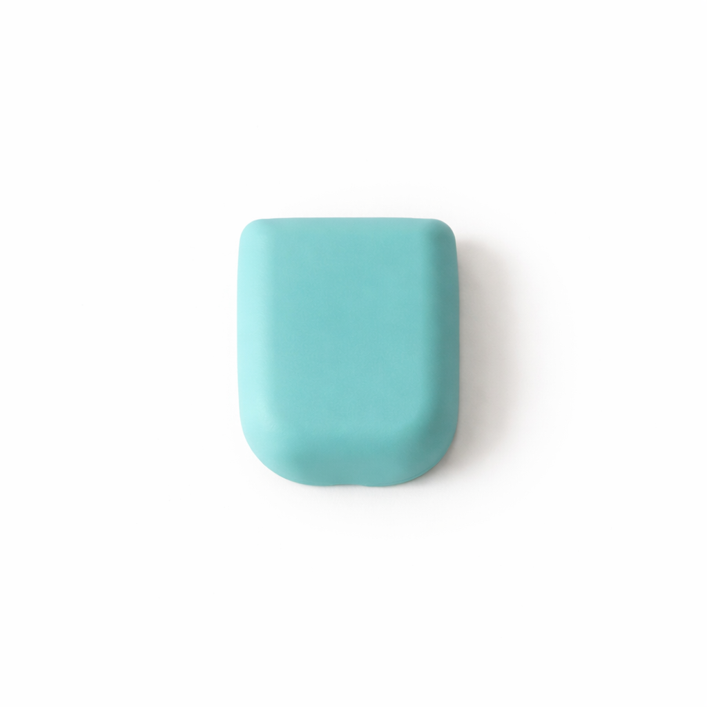 Omnipod Universal PumpCover i turkos för insulinskydd och stil.