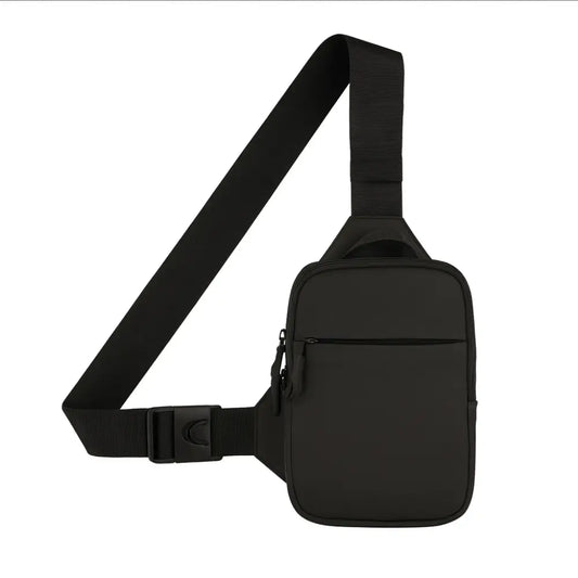 Sportig Pump crossbody-bag i slitstarkt nylon.